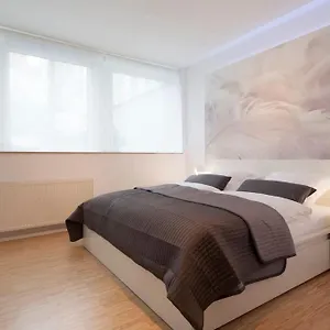 Apartment Exclusive 2-room Souterrain, Nürnberg